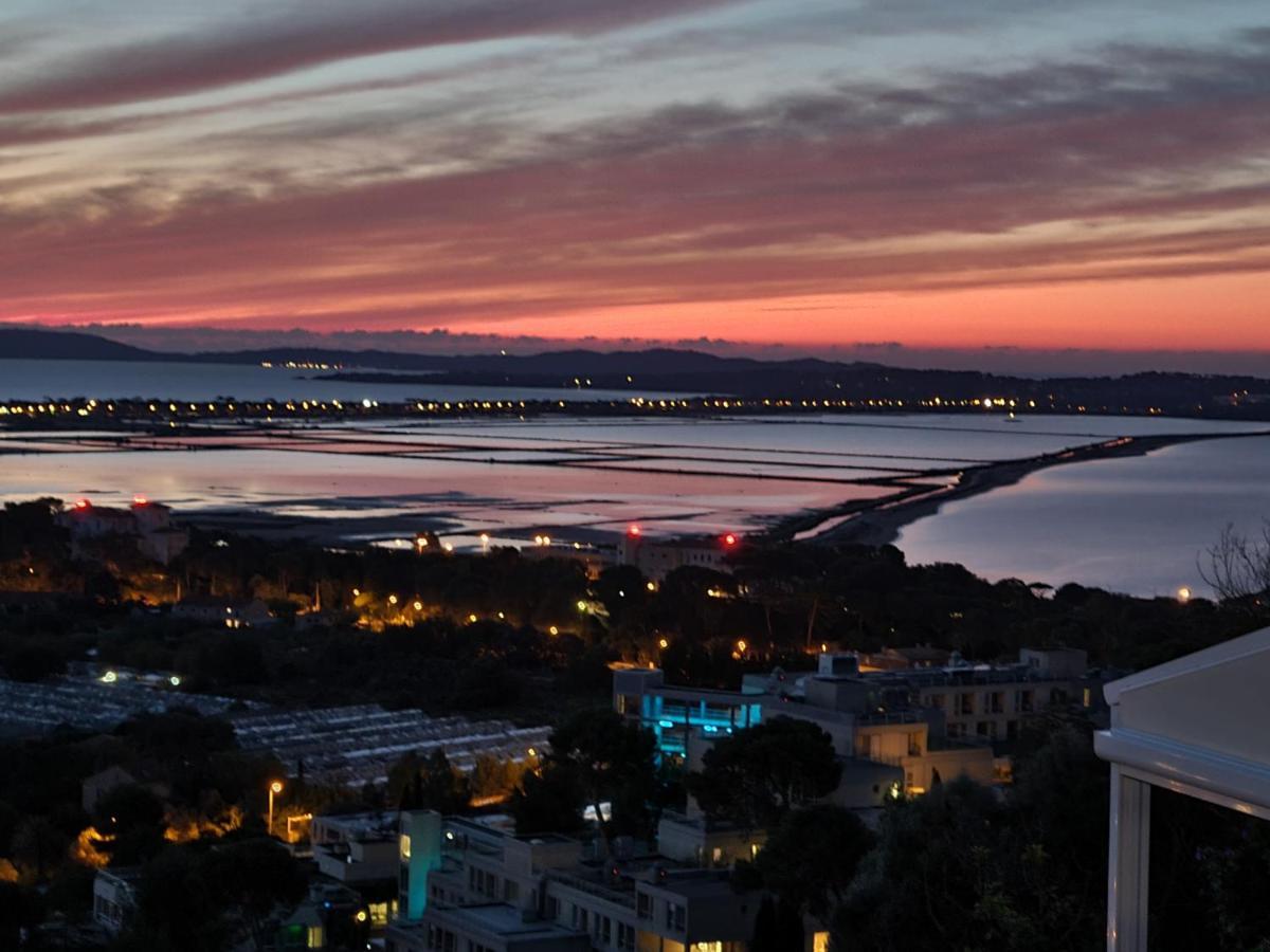 T2 Hyeres 5 Personnes Apartment ภายนอก รูปภาพ